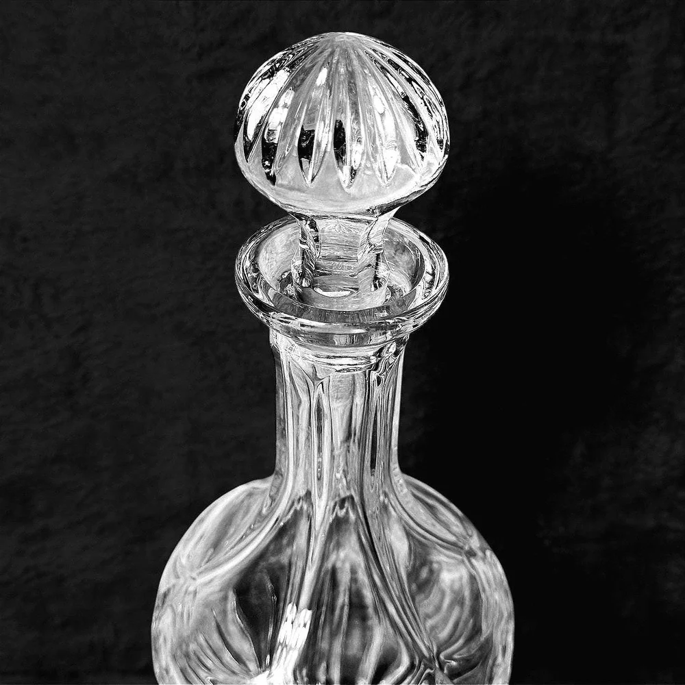 Vintage Cut Crystal Decanter Glass Stopper Whiskey Liquor Barware over 12